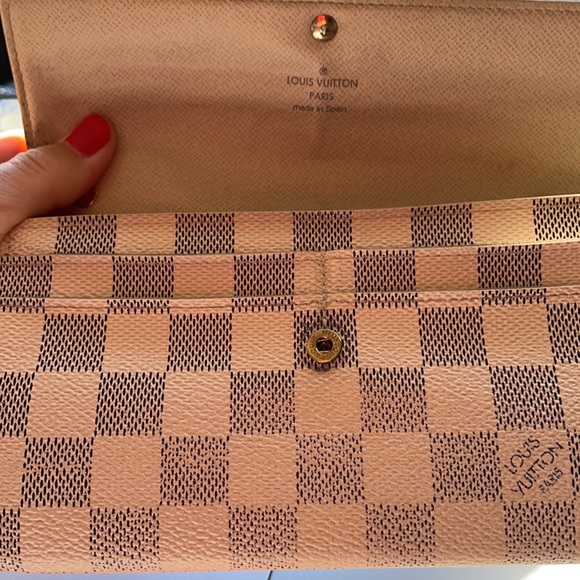 Louis Vuitton Damuer Azur Sarah Wallet with Chain - Picture 5 of 10